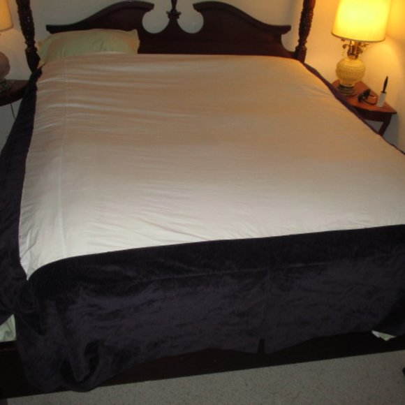 Custom made new designer bed skirt corduroy king purple model home - Picture 2 of 14